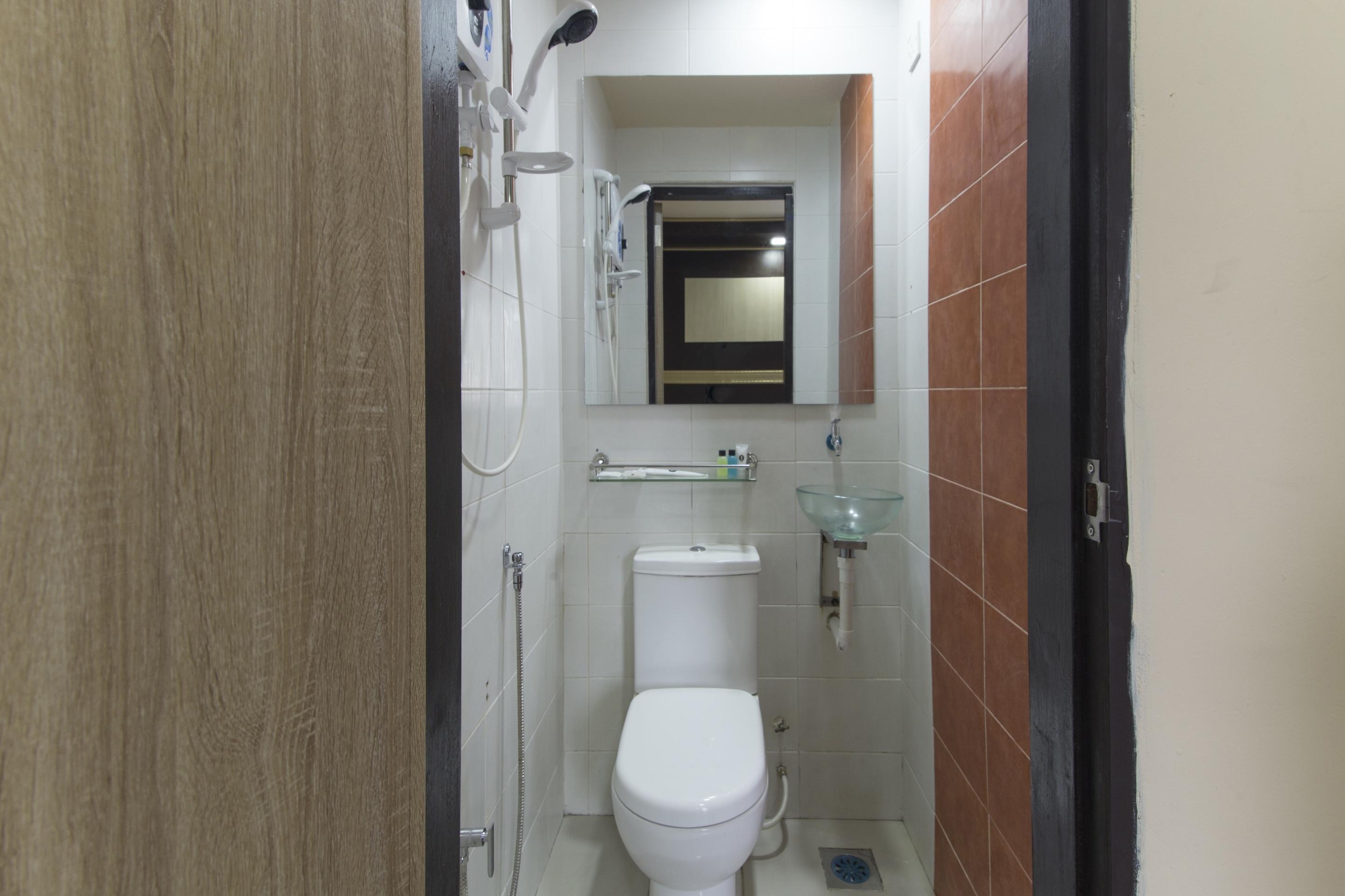 Oyo 697 Niche Valley Hotel Куала-Лумпур Екстер'єр фото